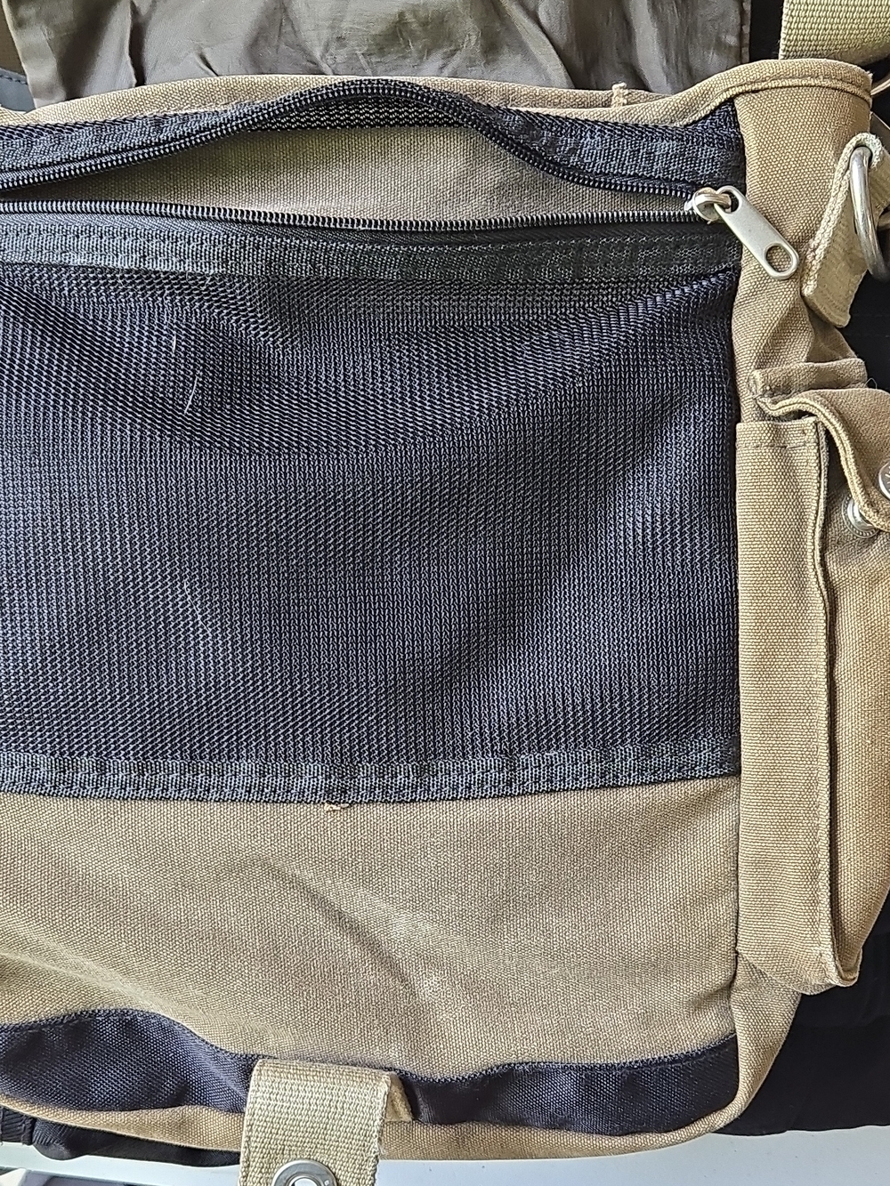 UNIONBAY Canvas Messenger Bag in Tan with Black Trim - Picture 2 of 3
